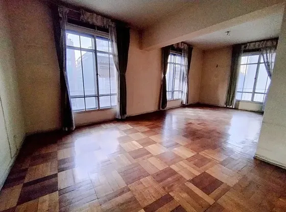 Bibilioteca Nacional Piso De Parquet