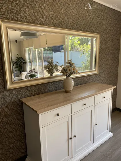 Casa En Venta De 3 Dorm. En La Florida