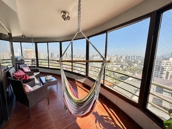 Departamento En Venta De 3 Dorm. En Las Condes
