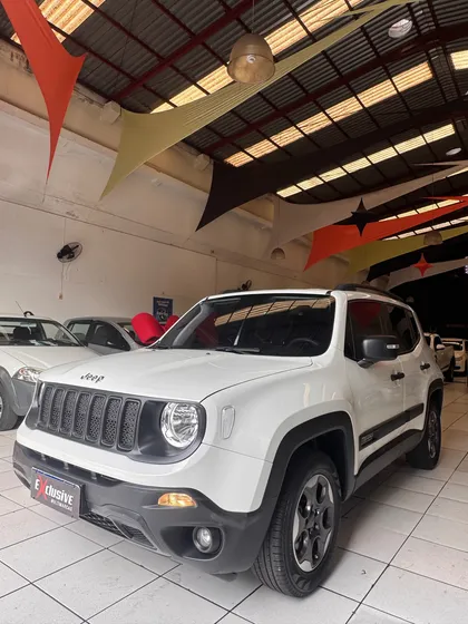 Jeep Renegade 1.8 Flex Aut. 5p