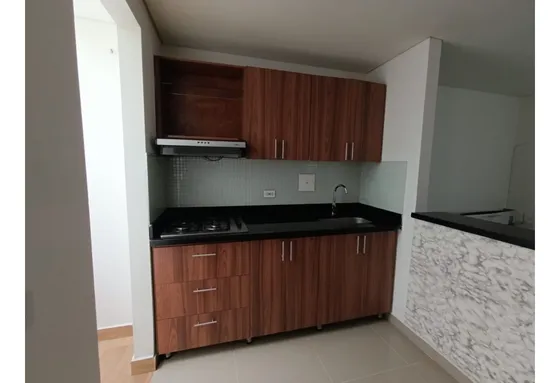 Apartamento En Arriendo En La Ceja, Secto Centro.