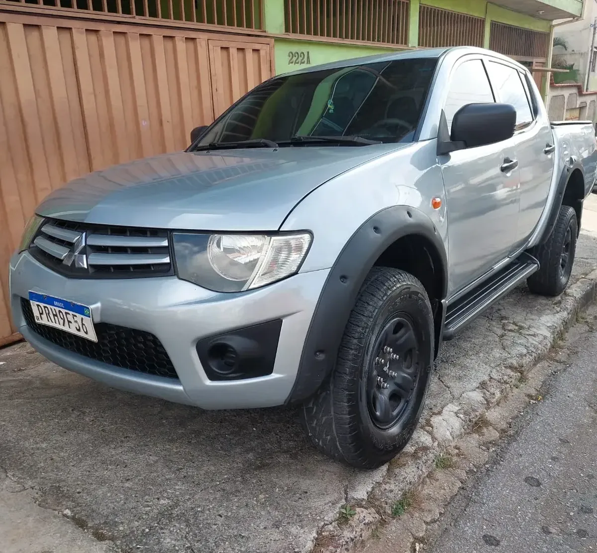 Mitsubishi L200 2018 3.2 Triton Gl Cab. Dupla 4x4 4p