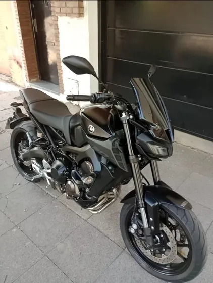 Yamaha  Mt 09 Inmaculada . Original.