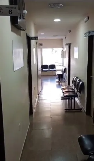 Importante Local 9 Consultorios Medicos Excelente Ubicación Merlo