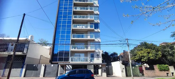 Venta Monoambiente Con Cochera Cubierta Ituzaingo Sur