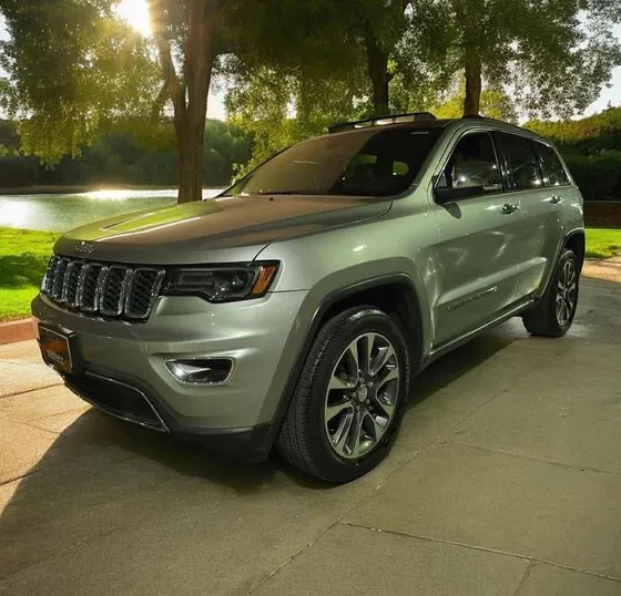 Jeep Grand Cherokee 3.7 Limited Lujo 3.6 4x2 At