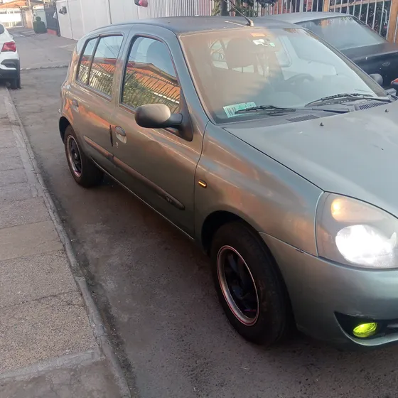 Renault Clio Hb Expression 5mt