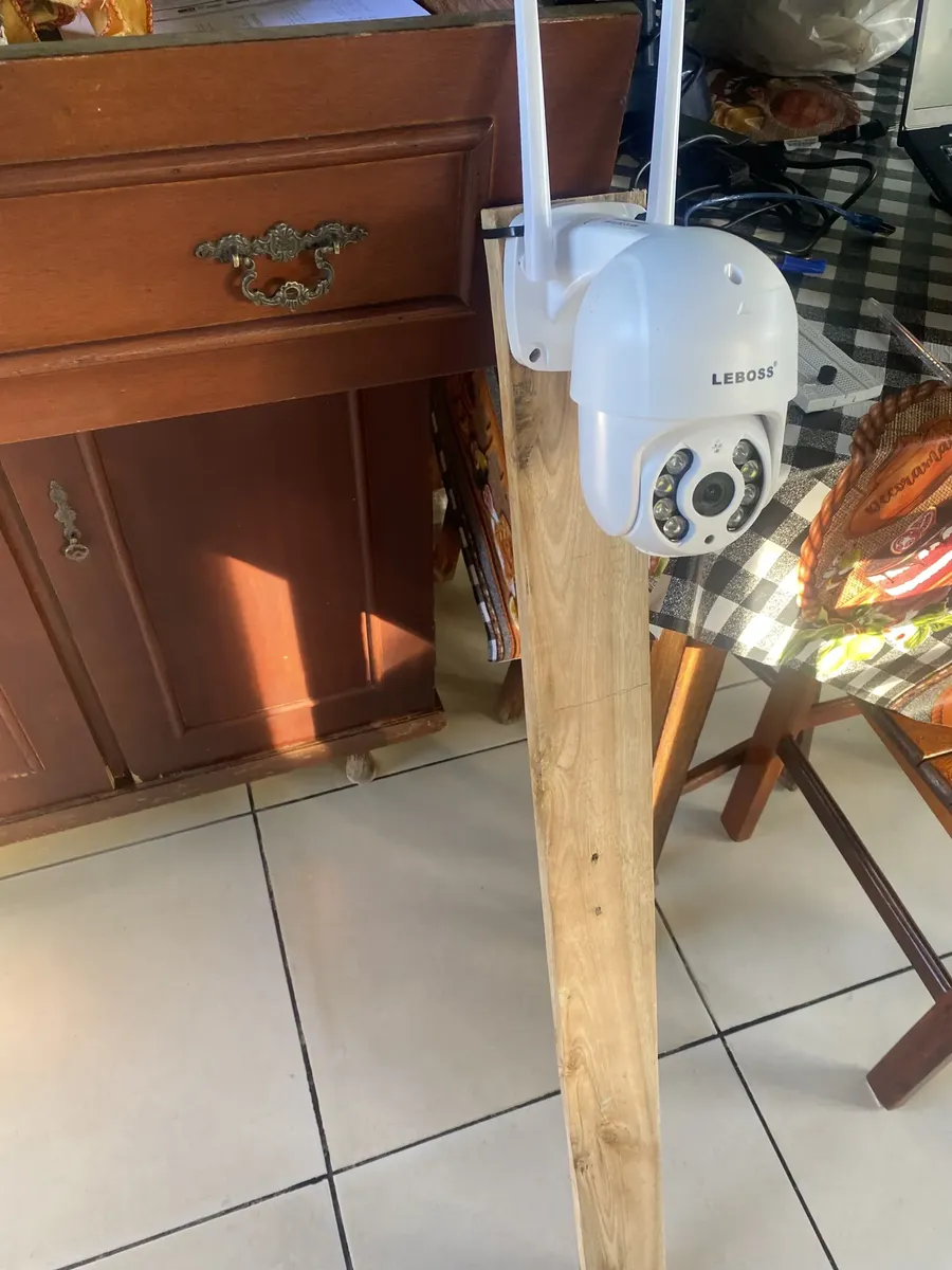 Foto de avaliação da câmera Wi-Fi