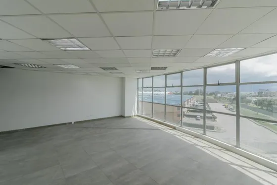 Oficina En Arriendo En Vía Cota Siberia. Cod A1021327