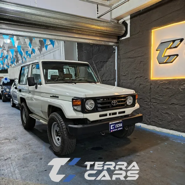 Toyota Land Cruiser 4wd