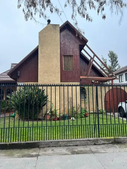 Casa En Venta En Macul