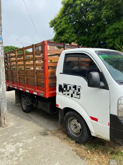 Kia 2700 Camioneta De Estacas