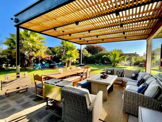 Venta Casa Cantagua De Cachagua Con Estacionamiento