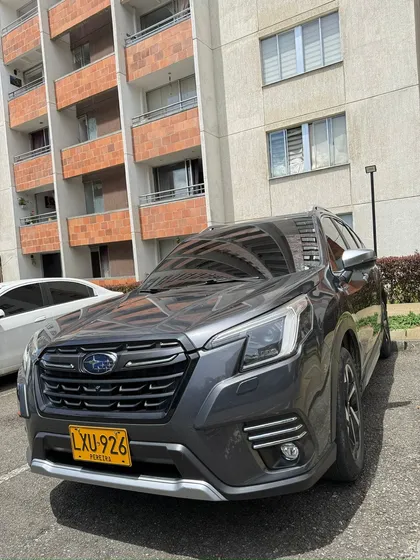 Subaru Forester 2.0 Cvt Premium