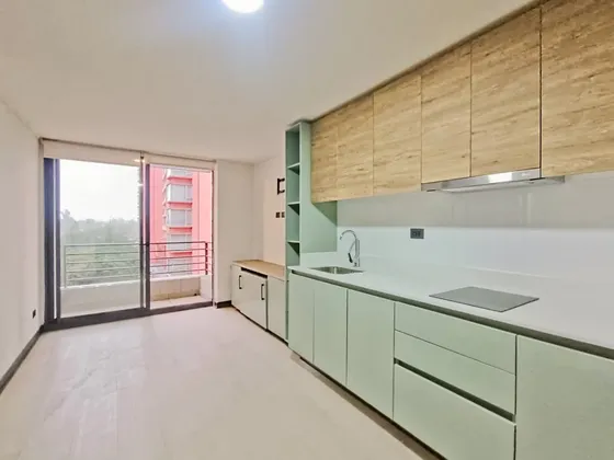 Arriendo Departamento La Florida Estacionamiento