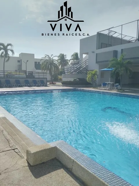 Conjunto Residencial Marina Club, Avenida Octavio Camejo, Lechería 