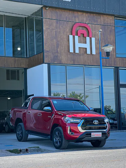 Toyota Hilux 2.8 Cd Srv 177cv 4x2