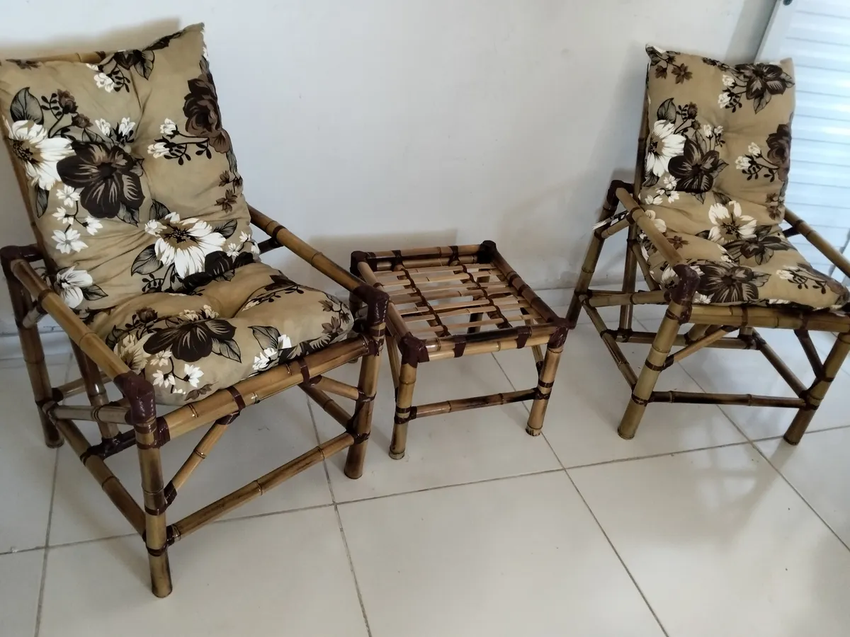2 Cadeiras Bambu C/mesa Muito Confortáveis P/casa Lazer