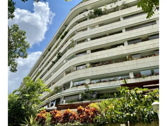 Vendo Ph 600m2 4h/5b/4pe Las Mesetas 2688