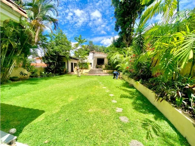 Venta Quinta En Altamira 1150 Mts 5h/ 7b / 6p