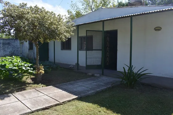Venta Casa Con Pileta En Moreno