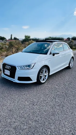 Audi A1 1.8 S- Line S-tronic Dsg