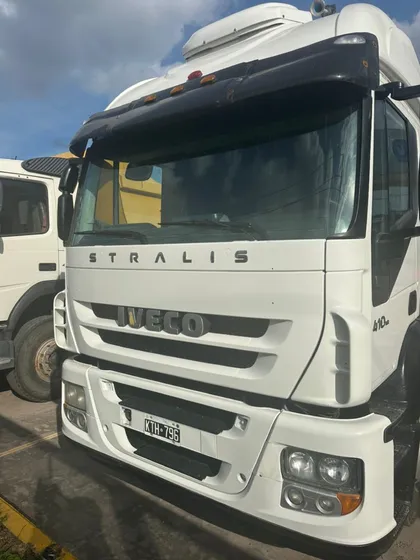 Iveco Stralis 490s 38 T 4x2 Año 2011