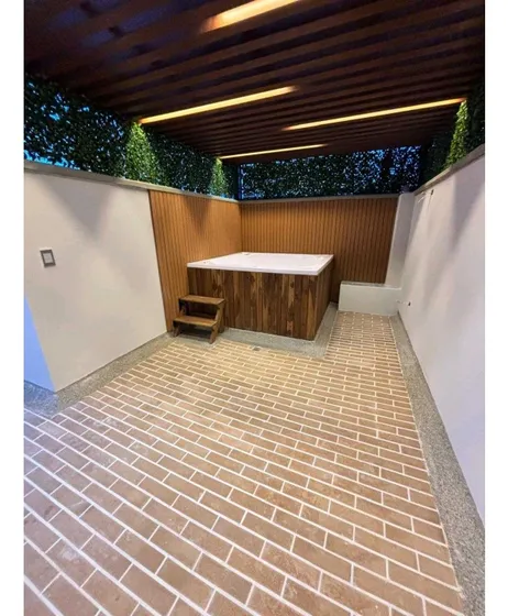 Venta De Penthouse En Laureles, Piso Con Terraza Y Jacuzzi, Medellín