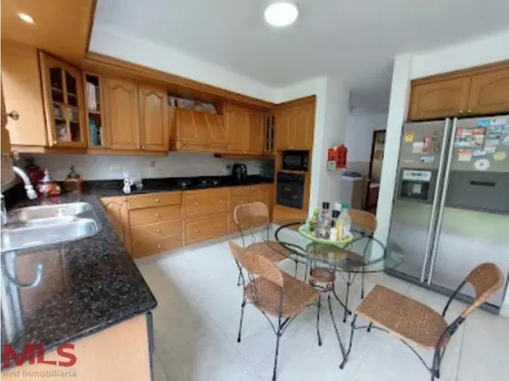 Espectacular Casa Clasica En La Calera(mls#234897)