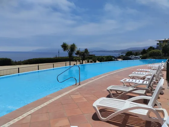 Hermoso Depto. Frente Al Mar, Condominio Alto Mar, Horcon