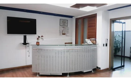 Alquilo Oficina 18 M2 Aprox La Trinidad Caracas