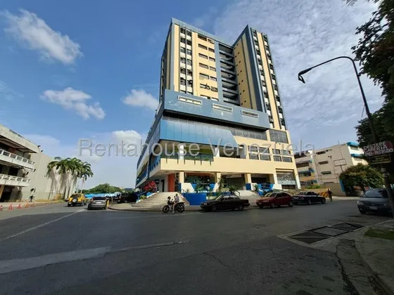 Gjg Venta Apartamento Cerca C.c. Parque Aragua Maracay 25-22956