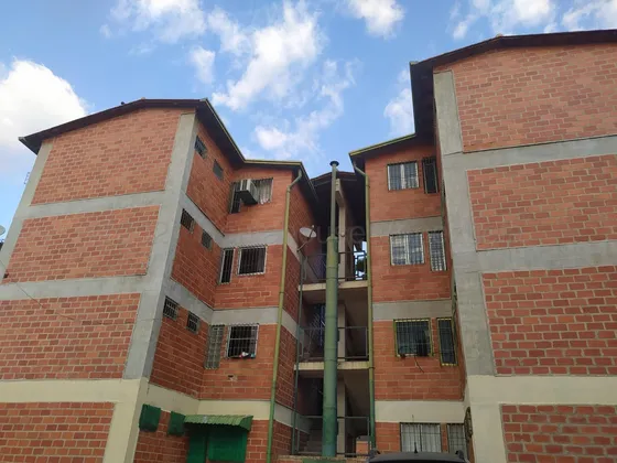 Apartamento En Venta En Turmero Urb Llagunita23-26276 Holder