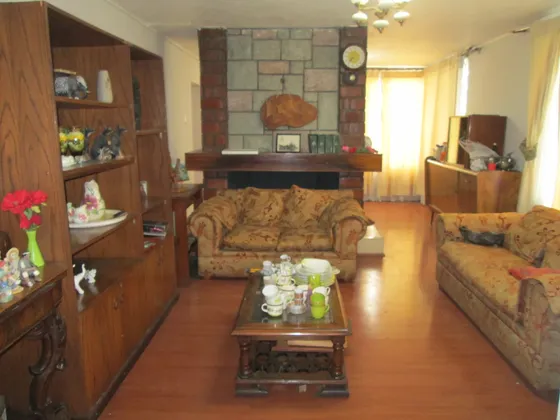 Gran Casa 3d 2b 216/417mt2, Metro Santiago Bueras, Maipú