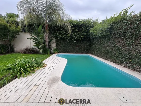 Venta De Casa 5 Ambientes En San Isidro (acassuso) Detalles De Calidad!!