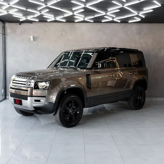 Land Rover Defender 110 Hse 2.0 Turbo 7 Lug. 300cv