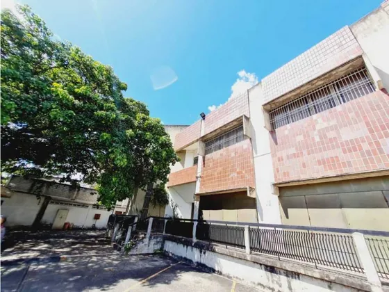 Vendo Edificio Industrial 7398m2 Guarenas 9744