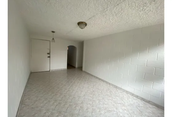 Vendemos Apartamento En Envigado- El Trianon
