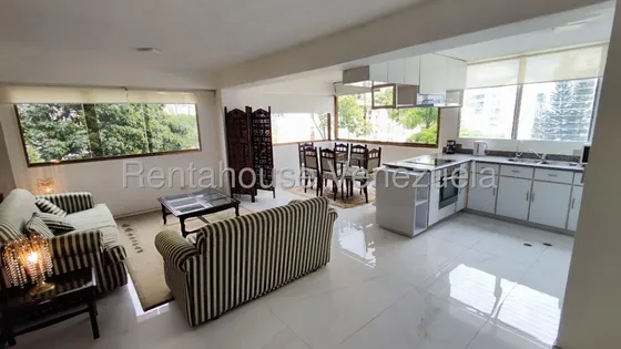 Apartamento En Alquiler En La Alameda 25-18459 As
