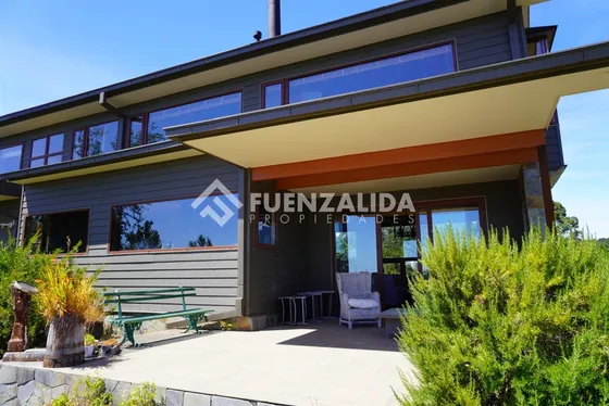 Casa En Venta De 4d Y 5b En Condominio De Puerto Varas