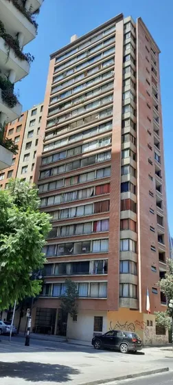 Departamento En Venta De 1 Dorm. En Santiago