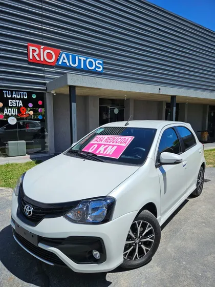Toyota Etios Xls