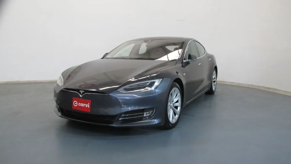 Tesla Model S 90D At