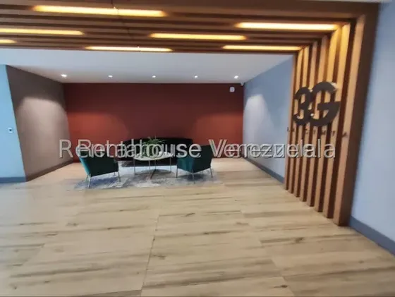 Apartamento En Venta,las Mercedes Mls #27-55