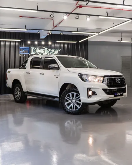 Toyota Hilux Cd Srv 4x4 2.7 Flex 16v Aut.