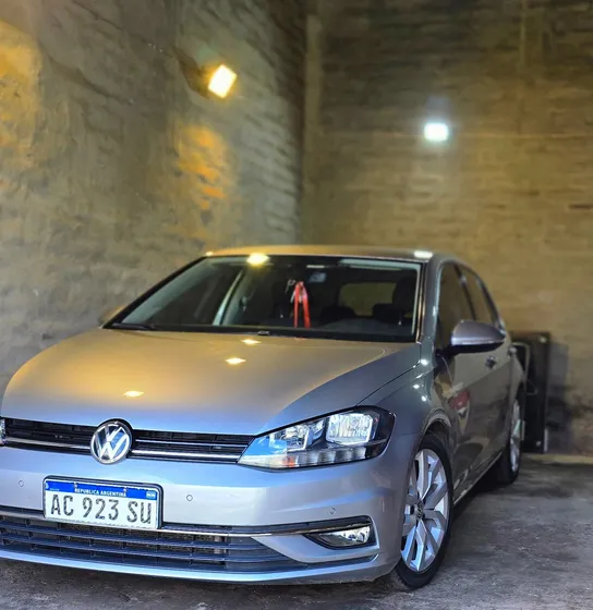 Volkswagen Golf 1.4 Comfortline Tsi