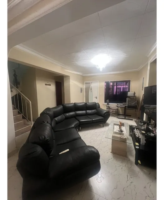 Se Vende Casa 200m2 4h/4b/3p Colinas De Betania Charallave 4439