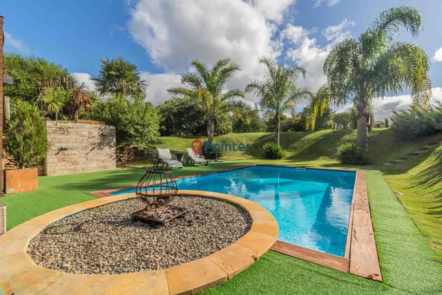 Venta Casa 5 Dormitorios Lomas De La Tahona