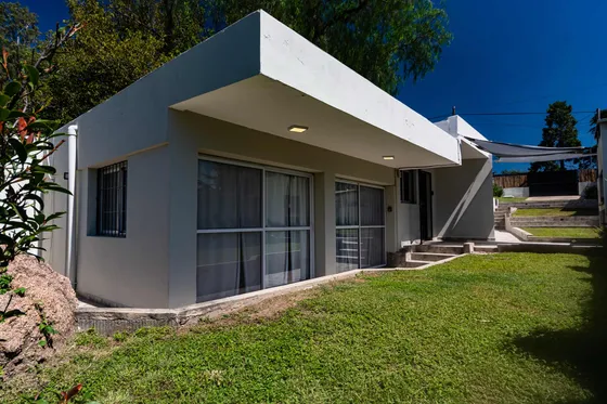 Casa Con Departamento En Venta En Villa Carlos Paz