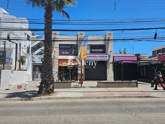 Arriendo Local Comercial . Av Borgoño Frente Al Mall, Reñaca
